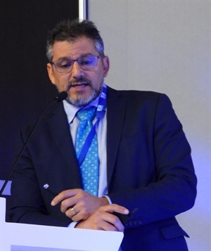 Hugo H Ocampo, MD