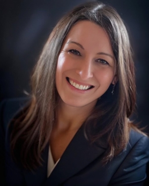 Carissa Klaas, OD, MD, FASRS