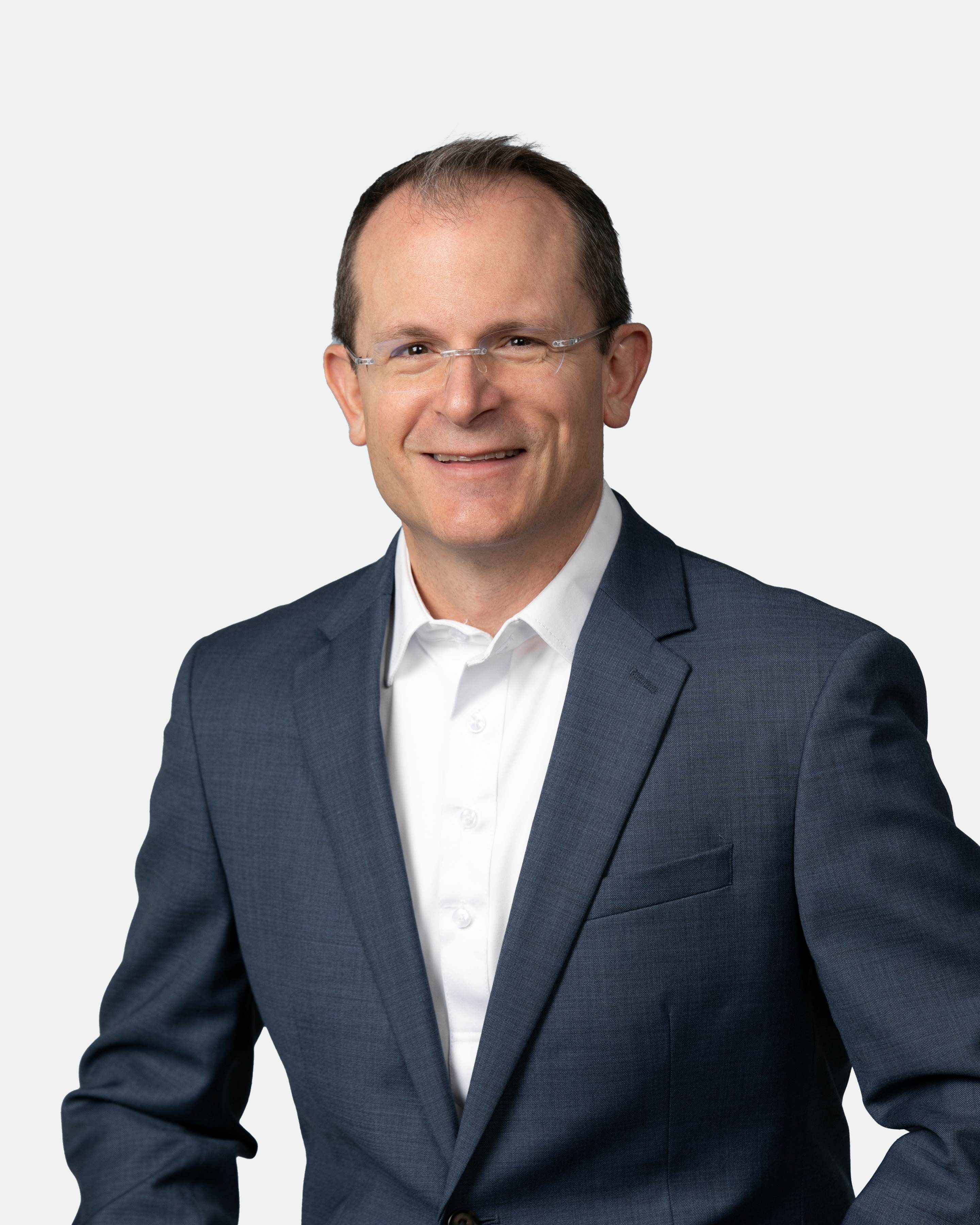 Find a Retina Specialist - The American Society of Retina Specialists, image size:2880x3600