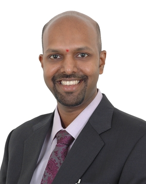 Manoharan Shunmugam, MBChB, MRCS (Ed), FRCOphth (London), CCST (UK)