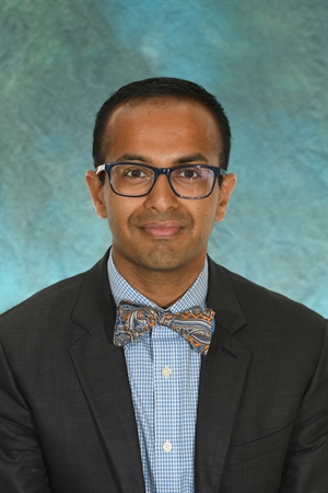 Sarwar Zahid, MD FASRS