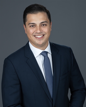 Pedro J Davila, MD