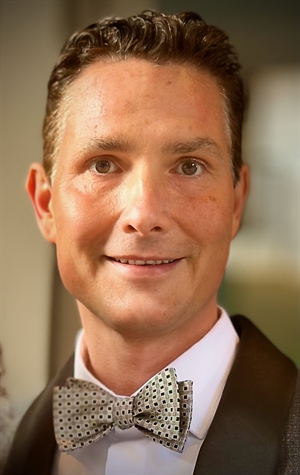 Szilárd Kiss, MD, FASRS